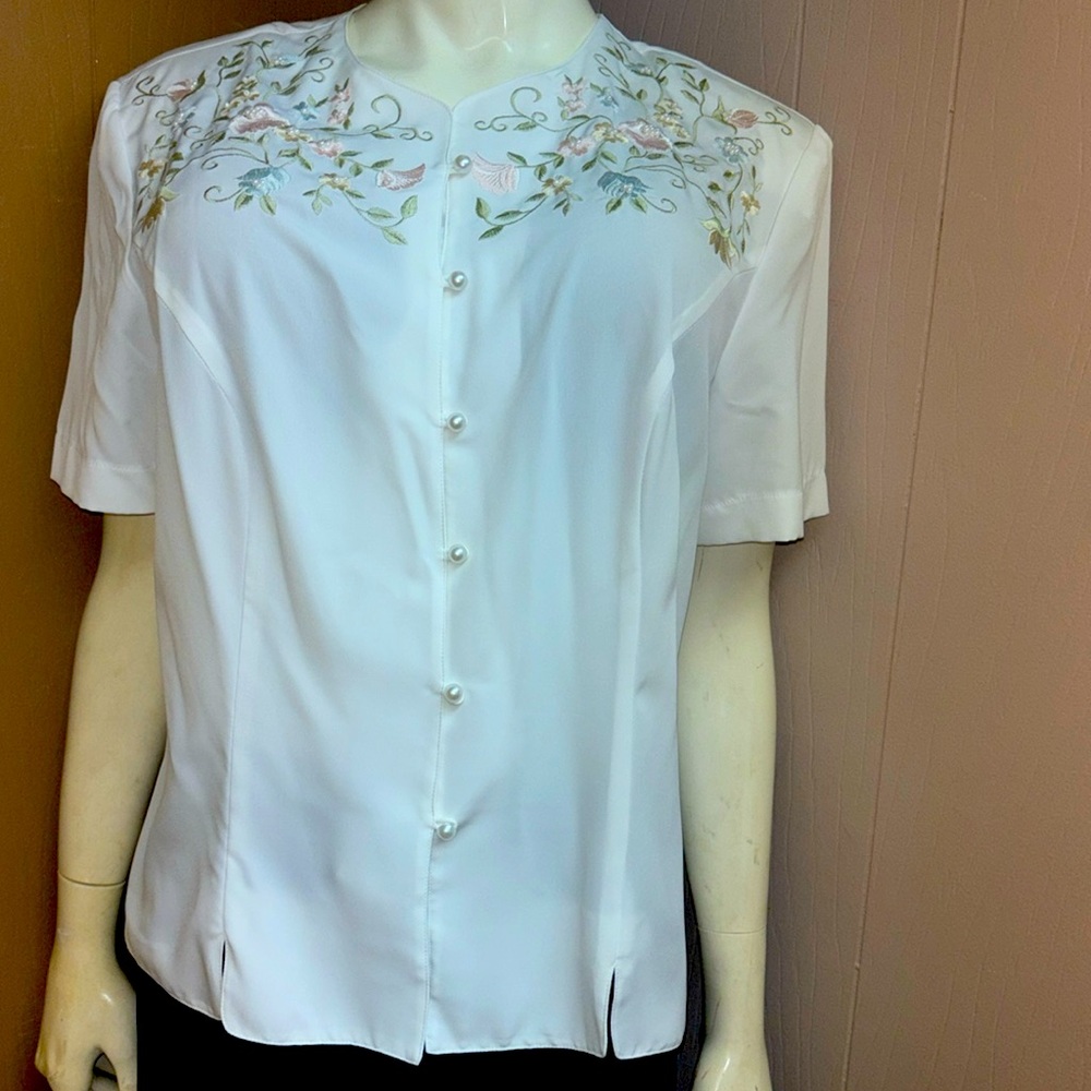 Vintage Liz Baker white blouse